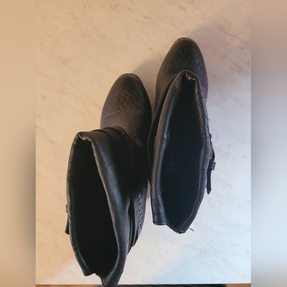 Ankle boots faux fur and leather cowboy style in black size 7'5 - Picture 4 of 8